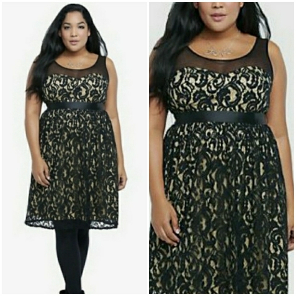 Torrid black/tan sleeveless lace overlay Dress .